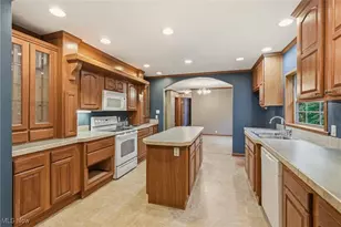 2355 Martin Rd, Mogadore, OH 44260 - Photo 26