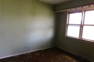 276 Beach St, Geneva, OH 44041 - Photo 12