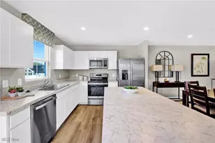 3575 Kenyon Creek Ave NW, Massillon, OH 44647 - Photo 12