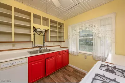 13004 Edison Street NE, Alliance, OH 44601 - Photo 14