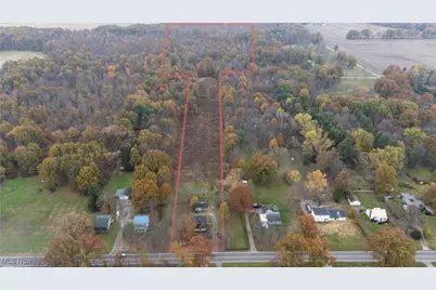 13004 Edison Street NE, Alliance, OH 44601 - Photo 2