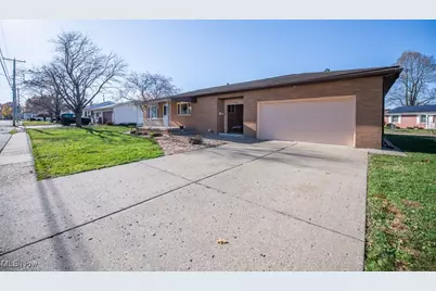 642 Jordan Drive NW, New Philadelphia, OH 44663 - Photo 4