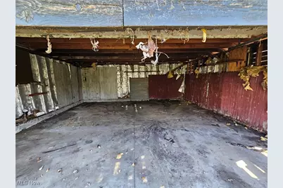 148 Oak Street, Elyria, OH 44035 - Photo 32