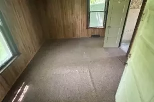 148 Oak St, Elyria, OH 44035 - Photo 12