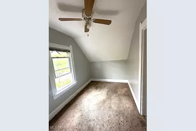 6812 Lawn Avenue, Loveland, OH 44102 - Photo 36