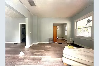 6812 Lawn Avenue, Loveland, OH 44102 - Photo 4