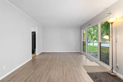 2832 Wingate Avenue, Akron, OH 44314 - Photo 6