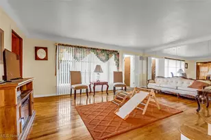 14429 Onaway Rd, Huber Heights, OH 44120 - Photo 6