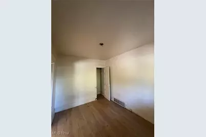 3660 E 76th Street #Down, Loveland, OH 44105 - Photo 8