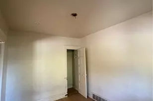 3660 E 76th St, Loveland, OH 44105 - Photo 8