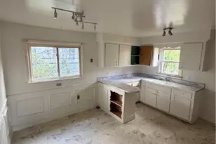 18404 Neff Rd, Loveland, OH 44119 - Photo 4