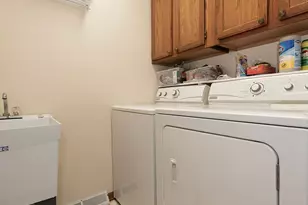 124 Oakley Green Dr, Elyria, OH 44035 - Photo 26