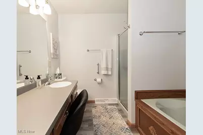 124 Oakley Green Drive, Elyria, OH 44035 - Photo 32