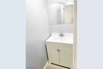 4095 Laurel Road, Lorain, OH 44055 - Photo 18