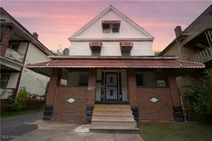 1198 Rozelle Ave, Loveland, OH 44112 - Photo 2