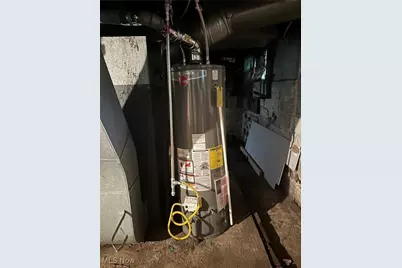 22841 Lake Park Boulevard, Alliance, OH 44601 - Photo 8