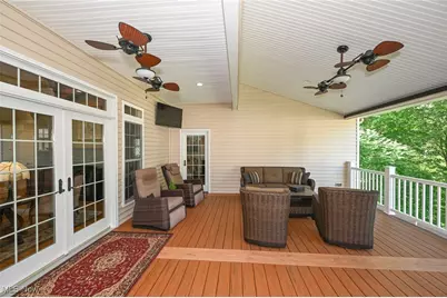 8540 Riverview Drive, Garrettsville, OH 44231 - Photo 12