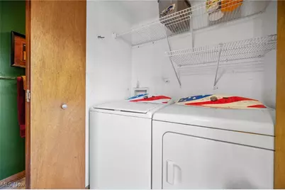 580 Colchester Court, Akron, OH 44319 - Photo 18