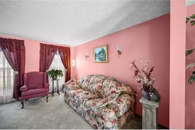 580 Colchester Court, Akron, OH 44319 - Photo 14