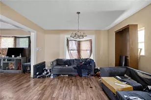 1231 Bellows St, Akron, OH 44301 - Photo 4