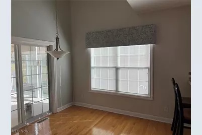 8285 Manor Gate Way, Mentor, OH 44060 - Photo 6