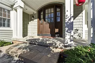 7436 Chagrin Rd, Chagrin Falls, OH 44023 - Photo 2