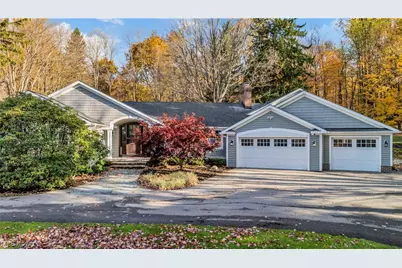7436 Chagrin Road, Chagrin Falls, OH 44023 - Photo 1