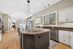 7436 Chagrin Rd, Chagrin Falls, OH 44023 - Photo 14