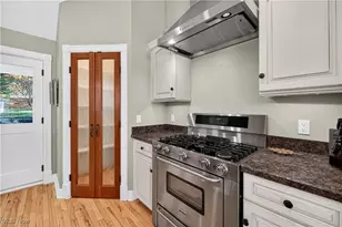 7436 Chagrin Rd, Chagrin Falls, OH 44023 - Photo 16