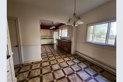 1854 5th Avenue, Youngstown, OH 44504 - Photo 8