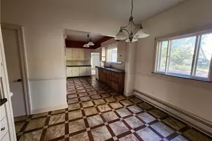 1854 5th Ave, Youngstown, OH 44504 - Photo 8