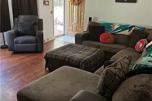 8470 Shadyview Ave NW, Clinton, OH 44216 - Photo 4