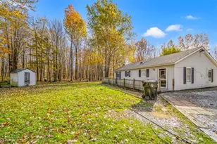 5919 N Bend Rd, Ashtabula, OH 44004 - Photo 12