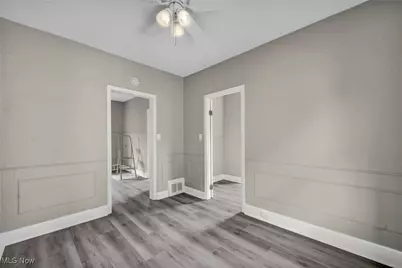 2023 Robin Street, Oakwood, OH 44107 - Photo 14