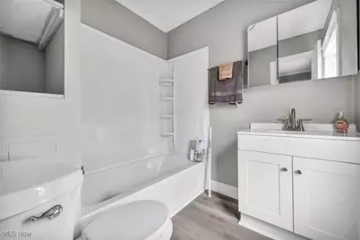 2023 Robin Street, Oakwood, OH 44107 - Photo 18