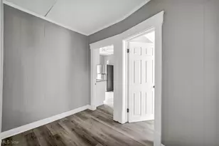 2023 Robin St, Oakwood, OH 44107 - Photo 6