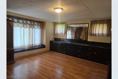 236 Fairgreen Avenue, Youngstown, OH 44504 - Photo 6