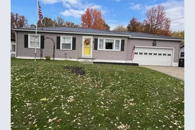 4041 Fairlawn Heights Drive SE, Warren, OH 44484 - Photo 2