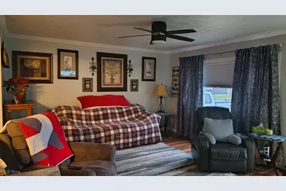 4041 Fairlawn Heights Drive SE, Warren, OH 44484 - Photo 6