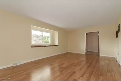 14940 Gar Highway, Chardon, OH 44024 - Photo 8