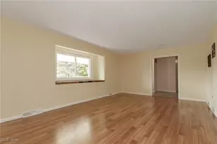 14940 Gar Hwy, Chardon, OH 44024 - Photo 8