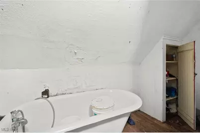 9904 Parkgate Avenue, Loveland, OH 44108 - Photo 28