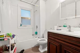 9904 Parkgate Ave, Loveland, OH 44108 - Photo 12