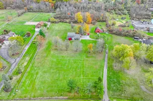 10315 Pinegate Dr, Chardon, OH 44024 - Photo 2