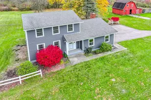 10315 Pinegate Dr, Chardon, OH 44024 - Photo 4