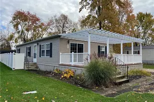 268 Twin Lakes, Elyria, OH 44035 - Photo 2