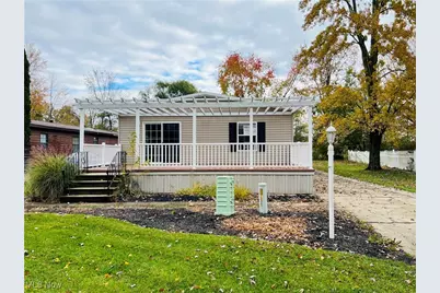 268 Twin Lakes, Elyria, OH 44035 - Photo 1