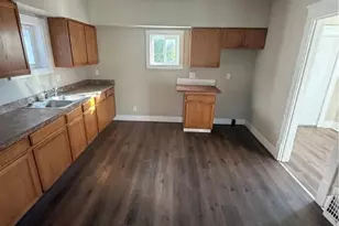 36 Cole Ave, Akron, OH 44301 - Photo 2