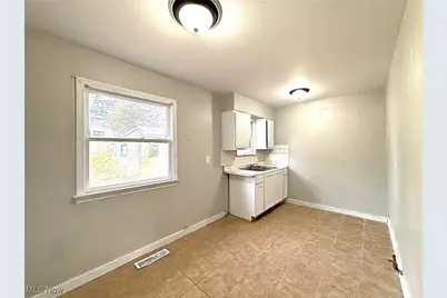 12510 Summerland Avenue, Loveland, OH 44111 - Photo 6