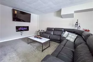 19436 Van Aken Blvd, Huber Heights, OH 44122 - Photo 18